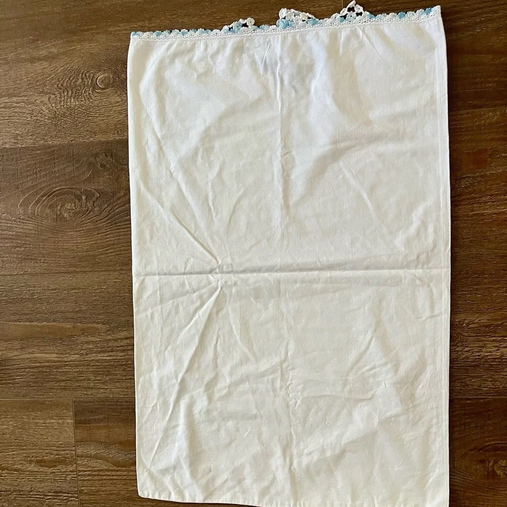 Elegant White Pillowcase with Blue Embroidery 19/31 inches
